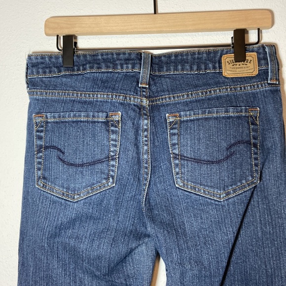 Signature by Levi Strauss & Co Low Rise Bootcut Dark Wash Jeans Size 6 Misses M - Picture 6 of 6